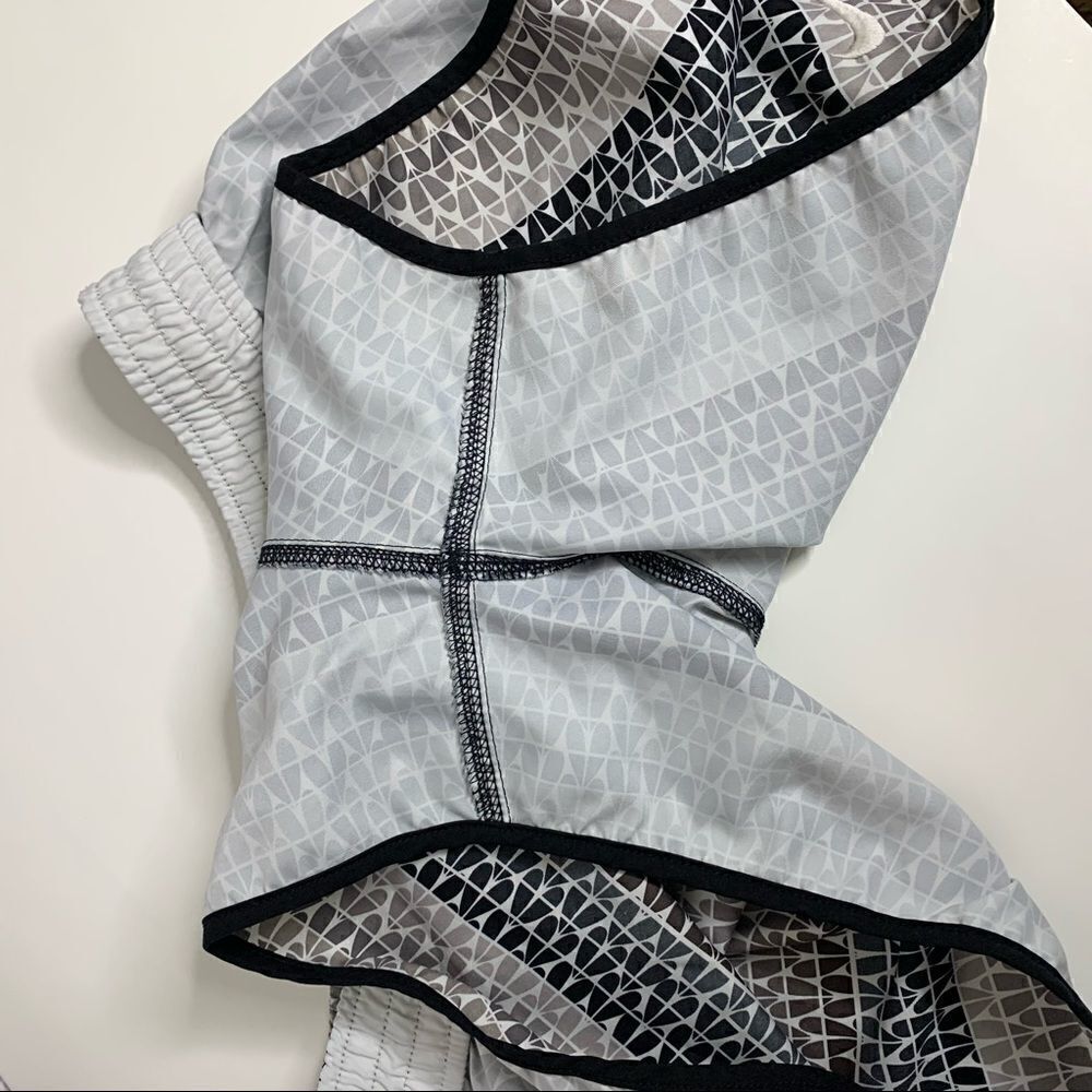 Nike Fit Dry unlined shorts with drawstring - Picture 5 of 12